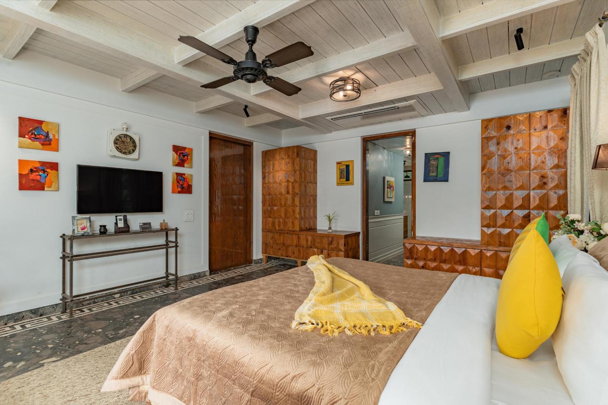 Azara Beach House - 5 Bhk Designer Villa, Candolim Beach Exterior photo