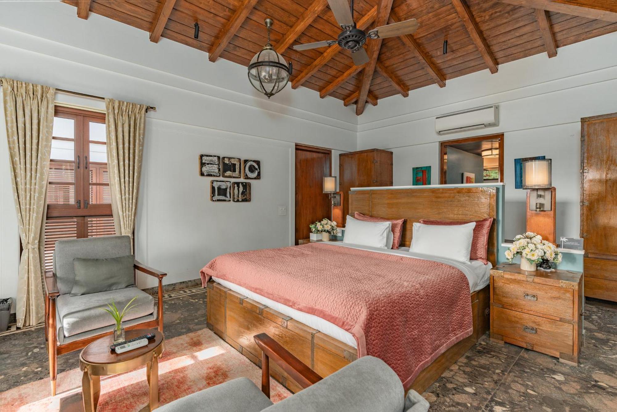Azara Beach House - 5 Bhk Designer Villa, Candolim Beach Exterior photo